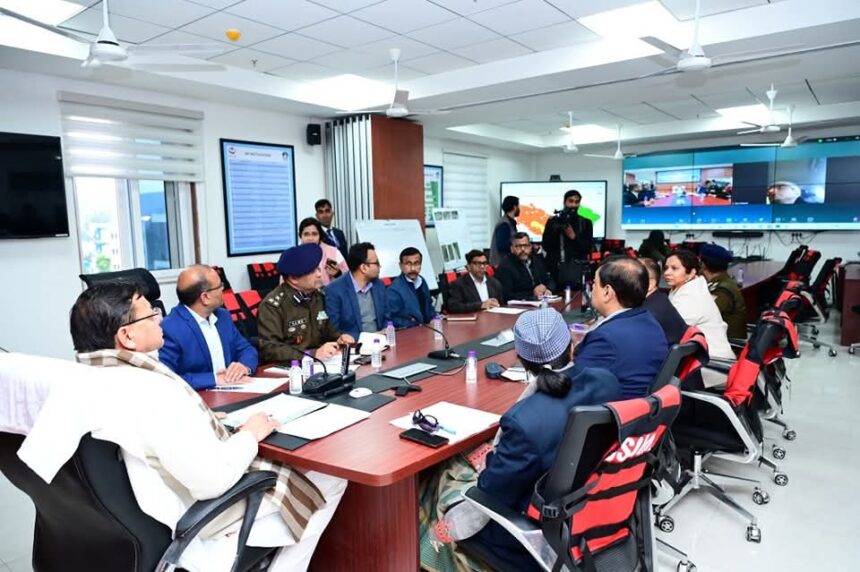 हिमस्खलन प्रभावित माणा गांव: मुख्यमंत्री धामी ने रेस्क्यू अभियान की प्रगति जानी-Newsnetra 3 FB IMG 1740748038261