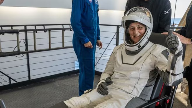 अंतरिक्ष से 9 महीने बाद पृथ्वी पर लौटीं सुनीता विलियम्स, पीएम मोदी ने भारत आने का दिया विशेष न्योता, कहा- आप भारत के दिलों में हमेशा रहेंगी-Newsnetra 1 Screenshot 2025 03 19 093913