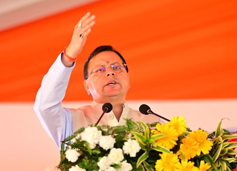 उत्तराखंड में समान नागरिक संहिता लागू करने पर मुख्यमंत्री पुष्कर सिंह धामी का सम्मान-Newsnetra<br> 4 fb img 17434362911559086248204814819434