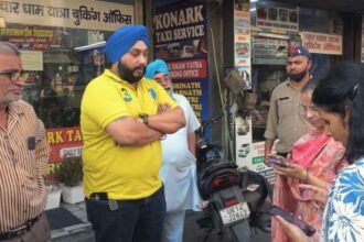 चारधाम यात्रा की तैयारी के अंतर्गत हरिद्वार में अनधिकृत टूर एवं ट्रैवल एजेंसियों के विरुद्ध सघन संयुक्त कार्यवाही-Newsnetra 12 1000585948