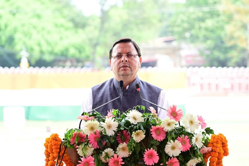 अग्निशमन सेवा सप्ताह: मुख्यमंत्री धामी ने फायर सर्विस के जवानों की सराहना की, महिला फायरफाइटरों का भी बढ़ाया हौंसला-Newsnetra 4 fb img 17450766350775768379673368370374