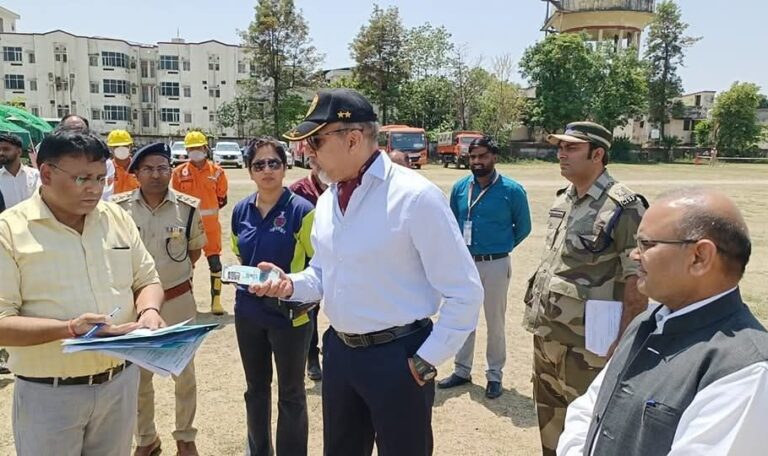 चार धाम यात्रा सुरक्षा: NDMA और USDMA की संयुक्त मॉक ड्रिल से व्यवस्थाओं की समीक्षा-Newsnetra 5 fb img 1745513643951199702721716377311