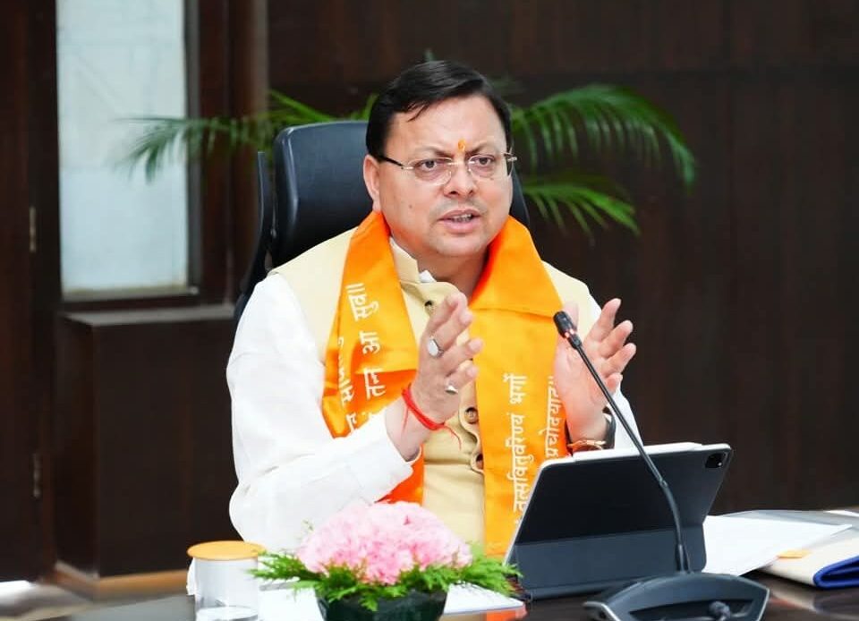 संस्कृत को रोजगार से जोड़ने की पहल: मुख्यमंत्री ने दिए विशेष कोर्स शुरू करने के निर्देश-Newsnetra 4 fb img 17455137870652656723613011831357