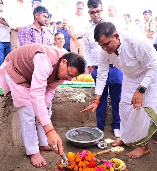 मुख्यमंत्री धामी ने ऋषिकेश गंगा कॉरिडोर परियोजना के पहले चरण का शिलान्यास किया-Newsnetra 6 fb img 17455818839314787609014535941734