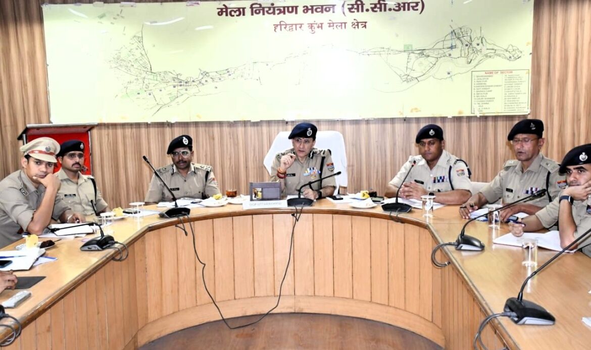चार धाम यात्रा 2025– पुलिस महानिदेशक उत्तराखंड ने ऋषिकेश, मुनि की रेती (टिहरी) स्थित भद्रकाली और हरिद्वार में चारधाम यात्रा व्यवस्थाओं का किया स्थलीय निरीक्षण-Newsnetra 14 img 20250429 wa00343494868200421309978