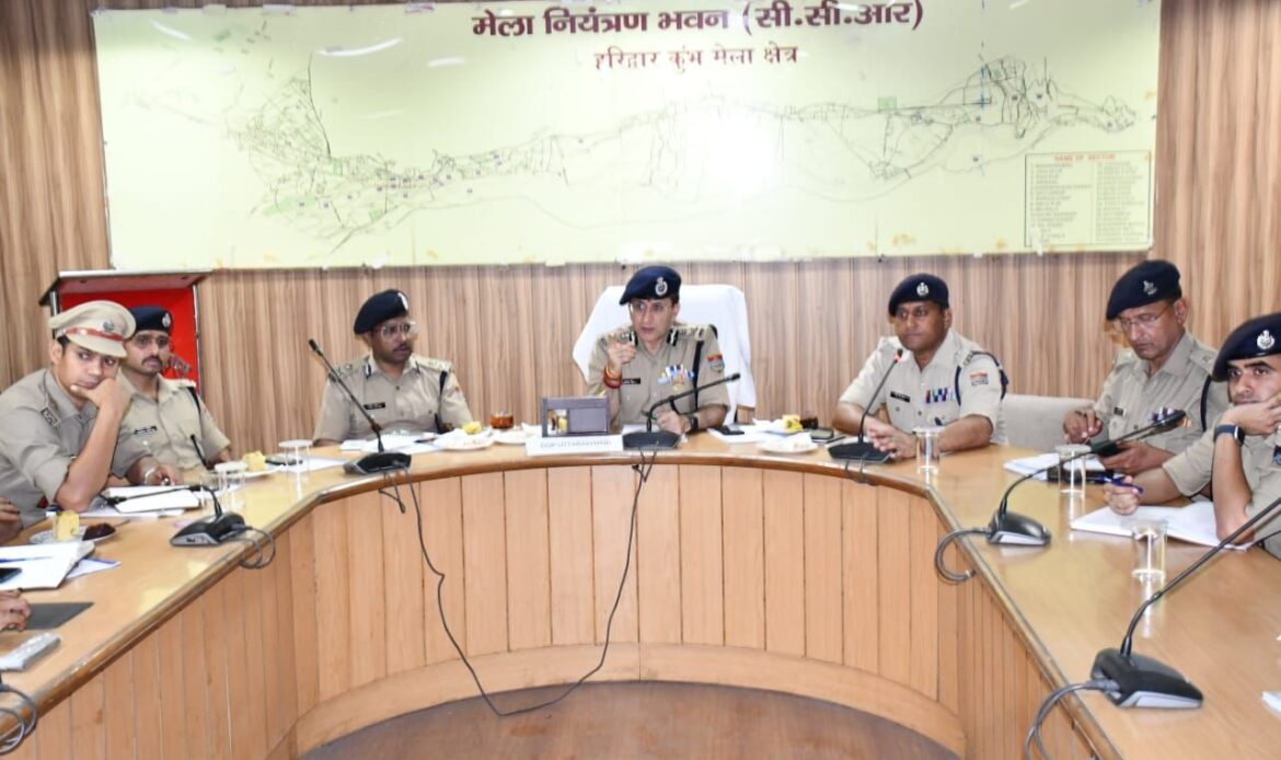 चार धाम यात्रा 2025– पुलिस महानिदेशक उत्तराखंड ने ऋषिकेश, मुनि की रेती (टिहरी) स्थित भद्रकाली और हरिद्वार में चारधाम यात्रा व्यवस्थाओं का किया स्थलीय निरीक्षण-Newsnetra 7 img 20250429 wa00421615954302034843229