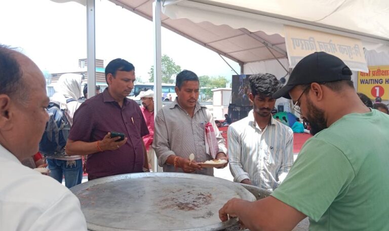 चारधाम यात्रा से पहले नकली पनीर गिरोह पर FDA की बड़ी कार्रवाई, 23 क्विंटल से अधिक नकली पनीर जब्त-Newsnetra 5 img 20250429 wa00471627405335854500626