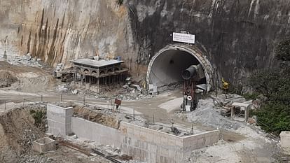 Uttarakhand News: सिलक्यारा सुरंग में पसरे 60 मीटर मलबे को हटाया गया, काम करने में हो रही थी मुश्किल अब आएगी तेजी-Newsnetra 3 uttarkashi silkyara 79bf1d5fcd74d2b639a655925136da42