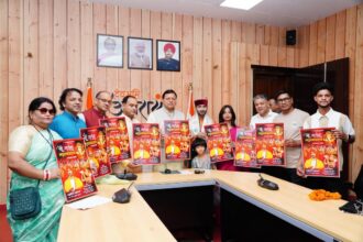 मुख्यमंत्री ने किया ‘‘श्री गणेश मंगलाचरण’’ का विमोचन, बताया उत्तराखण्ड की संस्कृति को समर्पित रचना-Newsnetra 6 FB IMG 1746120235552