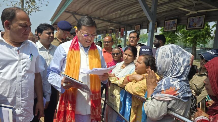 254 लाख की लागत से बन रहे मां पूर्णागिरी मंदिर का स्थलीय निरीक्षण, मुख्यमंत्री ने दिए आवश्यक दिशा-निर्देश-Newsnetra 3 FB IMG 1747051682668