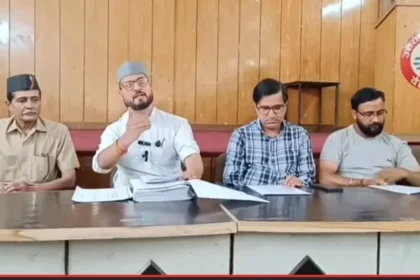 जल जीवन मिशन योजना में हुआ 500 करोड़ का भ्रष्टाचार | मूल निवास भू कानून संघर्ष समिति के संयोजक मोहित डिमरी ने किया खुलासा-Newsnetra 4 IMG 20250513 WA0025