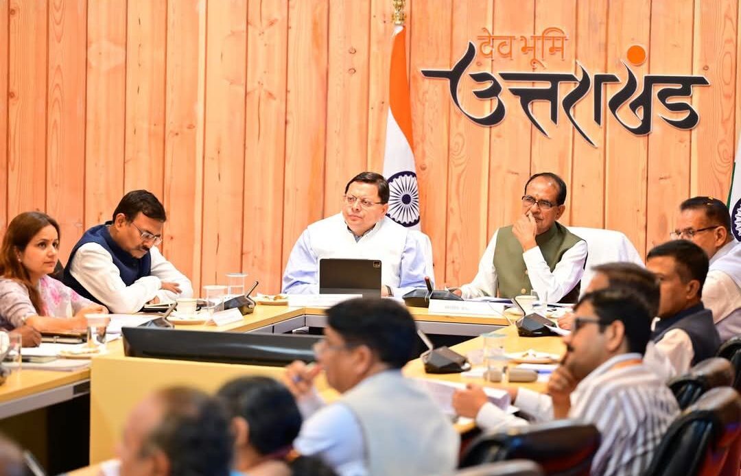 उत्तराखंड के कृषि विकास को नई उड़ान: देहरादून में केंद्रीय मंत्री शिवराज सिंह चौहान की समीक्षा बैठक-Newsnetra 8 fb img 17464576642094376475927710196914