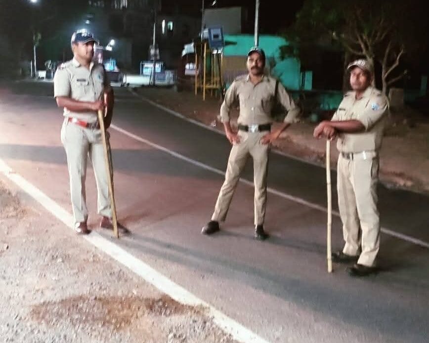 नैनीताल पुलिस अलर्ट मोड में, चप्पे-चप्पे पर कड़ी निगरानी-Newsnetra 5 fb img 17468034209185027247732579517862