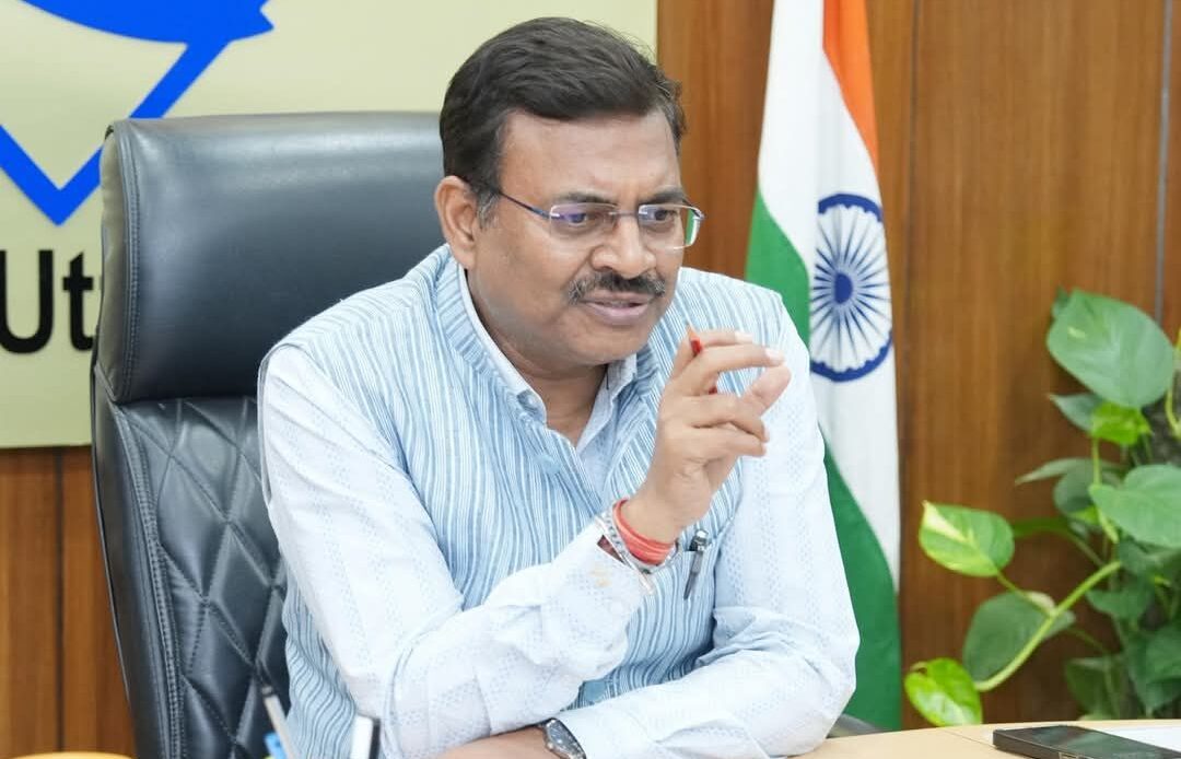 मुख्य सचिव आनंद बर्द्धन ने ITDA की समीक्षा बैठक में दी दीर्घकालिक दृष्टिकोण अपनाने की सलाह-Newsnetra 4 fb img 1747238059671326898028345267613