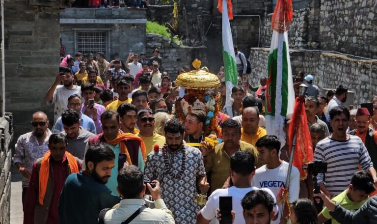 भगवान रुद्रनाथ की चल विग्रह डोली गोपीनाथ मंदिर से रवाना, 18 मई को खुलेंगे कपाट-Newsnetra 7 fb img 17473853010556509473742783790098