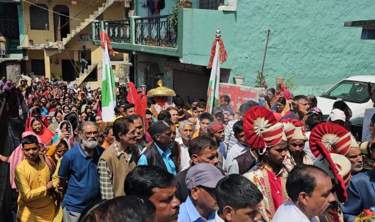 भगवान रुद्रनाथ की चल विग्रह डोली गोपीनाथ मंदिर से रवाना, 18 मई को खुलेंगे कपाट-Newsnetra 5 fb img 17473853026047920137829847616029