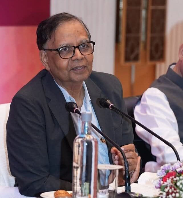 16वें वित्त आयोग की देहरादून बैठक में स्थानीय निकायों और पंचायतों ने उठाई वित्तीय आवंटन बढ़ाने की मांग-Newsnetra 4 fb img 17476666030775379353834810763419