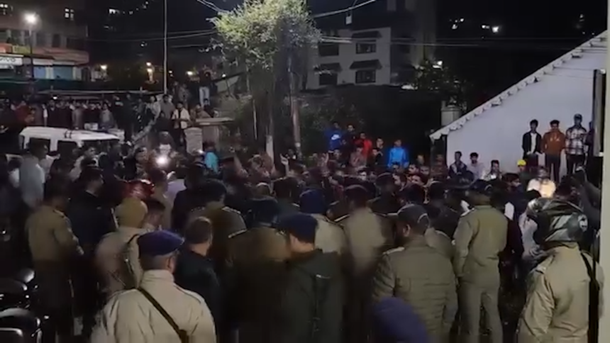 youtube.05 16 39 10.Still027