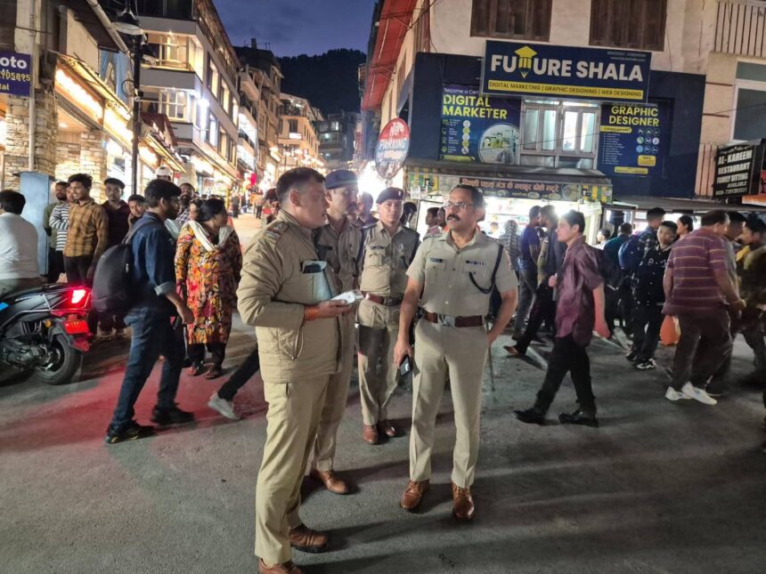 ऑपरेशन "रोमियो": जनपद नैनीताल में SSP श्री प्रहलाद नारायण मीणा के निर्देशन में चला ताबड़तोड़ अभियान-Newsnetra 3 FB IMG 1750521538015