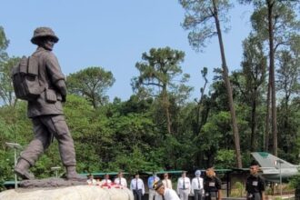 ‘हर काम देश के नाम’ : देहरादून में पूर्व सैन्य अधिकारियों ने मनाया कमीशनिंग के 51 वर्ष का स्मृति समारोह, शहीद साथियों को दी श्रद्धांजलि-Newsnetra 10 IMG 20250616 WA0012