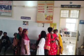 हाईटेंशन लाइन ने छीन ली जिंदगी: मजदूर की मौत, नवविवाहिता पत्नी का रो-रोकर बुरा हाल-Newsnetra 14 Screenshot 20250618 175744 WhatsApp