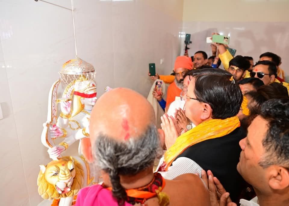 मुख्यमंत्री धामी ने कालू सिद्ध मंदिर में की पूजा-अर्चना, प्रदेशवासियों की सुख-समृद्धि की कामना-Newsnetra 4 fb img 17493081246007950927779485923404