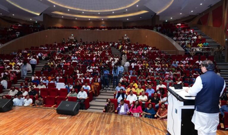 उत्तराखण्ड सरकार का साहित्य को समर्पण: 'साहित्य भूषण' और ‘लाइफ टाइम अचीवमेंट’ पुरस्कार घोषित-Newsnetra 5 fb img 17493172247632945365838103627899
