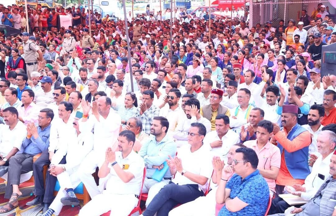 उत्तरकाशी के समग्र विकास को नई रफ्तार: मुख्यमंत्री धामी ने ₹210 करोड़ की 55 योजनाओं का किया लोकार्पण-शिलान्यास-Newsnetra 4 fb img 17494909267252720312155249681137