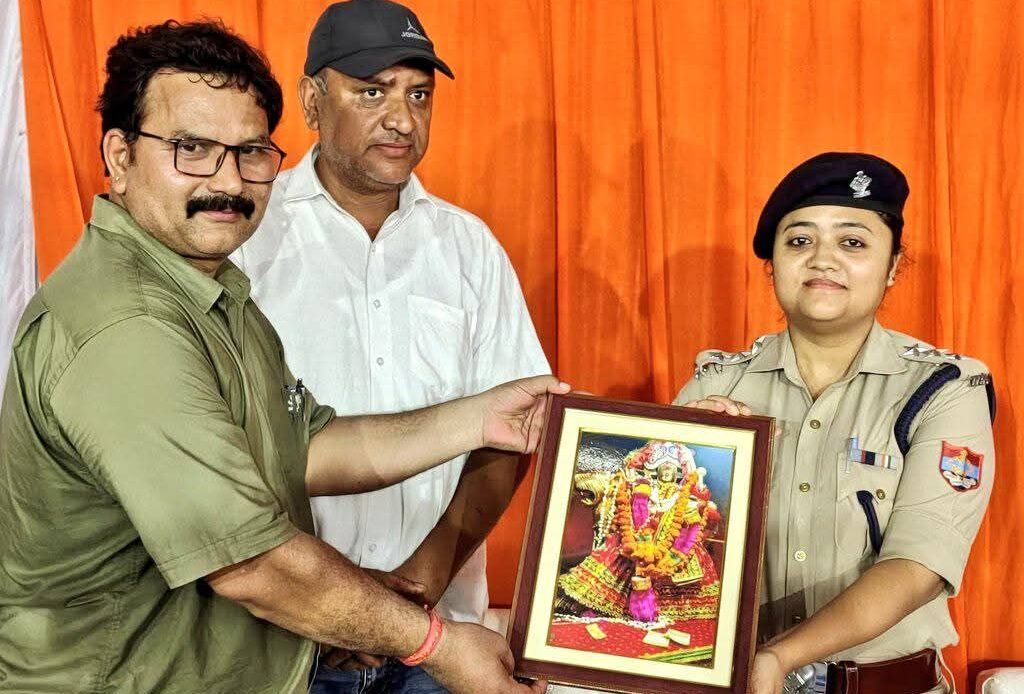 पूर्णागिरि मेला 2025 का भव्य समापन: 20 लाख श्रद्धालुओं ने किए दर्शन-Newsnetra 4 fb img 17500121003991663422148225378105