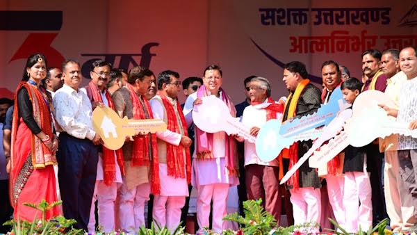 युवा सशक्तिकरण में उत्तराखण्ड की नई उड़ान, मुख्यमंत्री ने बताईं योजनाओं की उपलब्धियां-Newsnetra 3 images 1 11