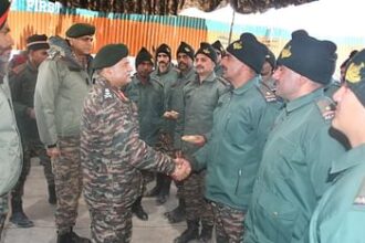 सेना प्रमुख पहुंचे अग्रिम चौकियों पर, ज्योतिर्मठ में कम्युनिटी रेडियो स्टेशन 'आइबेक्स तराना' का शुभारंभ-Newsnetra 16 thal sana paramakha janaral upathara thavavatha 169c874bb830c8d096608302bd710a7e