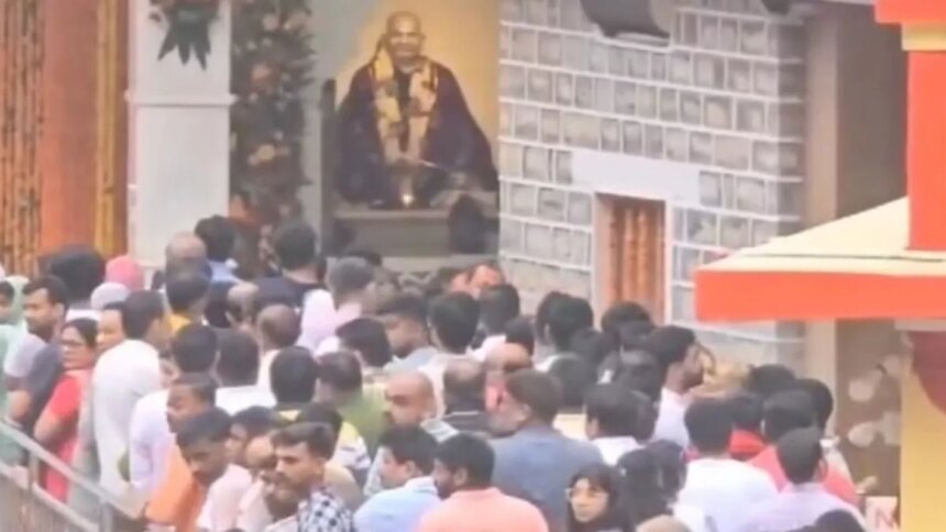 10 07 2025 neem karori baba 23980460