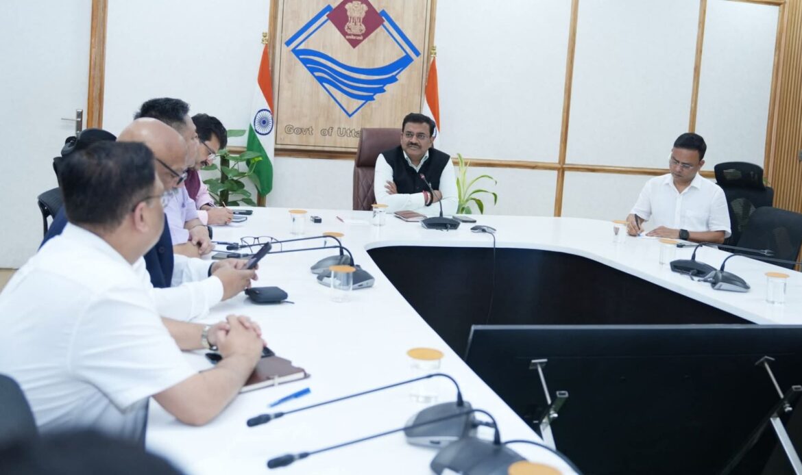 मुख्य सचिव आनंद बर्द्धन की अध्यक्षता में सचिवालय सभागार में सचिव स्तर की बैठक आयोजित की गई-Newsnetra 4 fb img 1751986320442363633021799633970