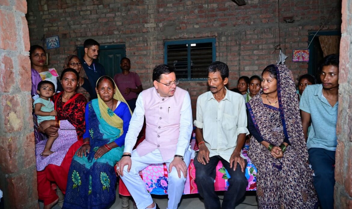 जनसरोकारों के प्रति प्रतिबद्ध: खटीमा में सीएम धामी ने सुनीं जन समस्याएं, दिए समाधान के निर्देश-Newsnetra 5 fb img 17528531608478235356021195100191