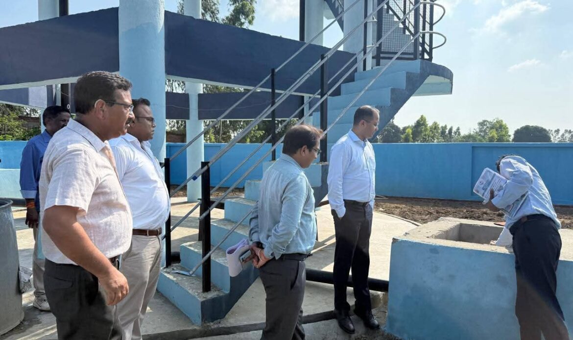 सचिव पेयजल शैलेश बगौली ने ऊधमसिंह नगर में पेयजल योजनाओं, FHTC कनेक्शनों और फीकल स्लज ट्रीटमेंट प्लांट का किया निरीक्षण-Newsnetra 5 fb img 17530232712751116529157030786395