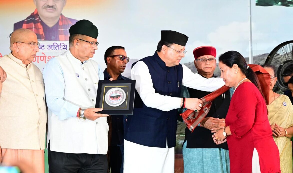 कारगिल विजय दिवस पर मुख्यमंत्री ने शहीदों को दी श्रद्धांजलि, पूर्व सैनिकों के कल्याण हेतु की अहम घोषणाएं-Newsnetra 8 fb img 17535288693026980032667863310122