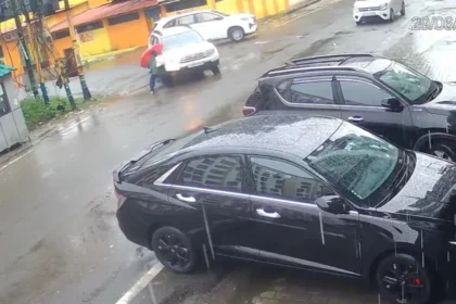 रुड़की में दर्दनाक सड़क हादसा: ऑफिस जा रही युवती को तेज रफ्तार कार ने कुचला, मौके पर ही मौत, Video देखकर कांप जाएगी रूह-Newsnetra 14 uttarakhand road accident 1751254133