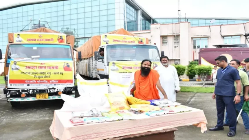 धराली आपदा पीड़ितों के लिए बाबा रामदेव ने भेजी राहत सामग्री, अमेरिका की दादागिरी के खिलाफ एकजुट होने का आह्वान-Newsnetra 3 09 08 2025 09hrp 13 09082025 148