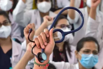 NEET UG Counselling: छात्रों को 24 अगस्त तक लेना होगा एडमिशन, शुल्क और दिशानिर्देश जारी-Newsnetra 2 20 08 2025 neet ug 24019677 22334906