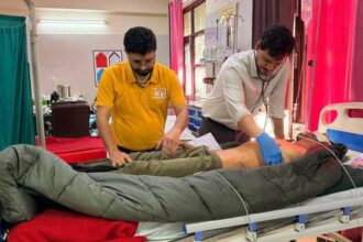 धराली में बादल फटने के बाद स्वास्थ्य विभाग की त्वरित प्रतिक्रिया, CM धामी के निर्देश पर व्यापक तैयारी-Newsnetra 18 FB IMG 1754498639982