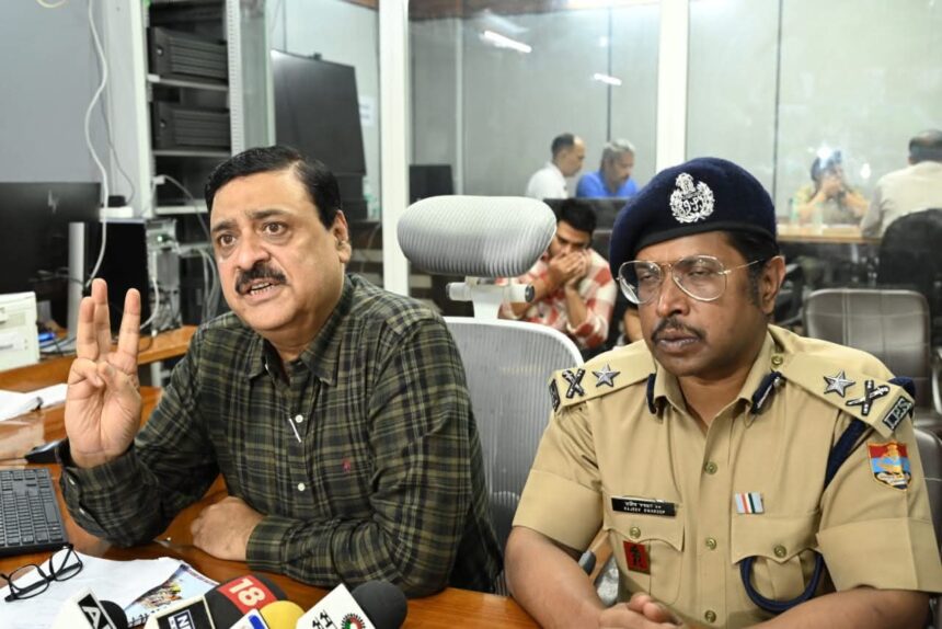 धराली आपदा: 1,278 लोग सुरक्षित, राहत-पुनर्वास पैकेज की तैयारी तेज-Newsnetra 3 FB IMG 1754928302998