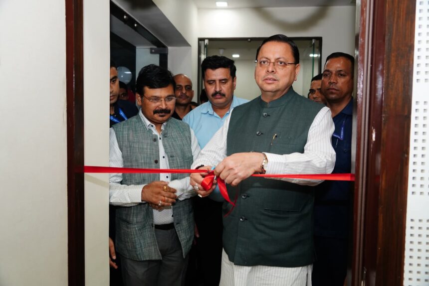 देहरादून में अमर उजाला डिजिटल ऑफिस का शुभारंभ, बोले सीएम धामी – डिजिटल मीडिया लोकतंत्र का सशक्त माध्यम-Newsnetra 3 FB IMG 1756310984216