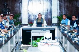 आश्रय गृह से निकले 18 युवक-युवतियों का पहला बैच तैयार, तीन महीने प्रशिक्षण के बाद रोजगार-Newsnetra 18 cm dhami 14143049e5df01b4099e582c76190e1f