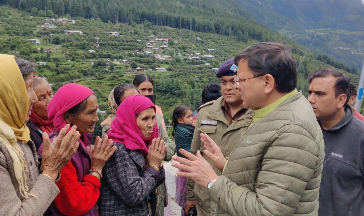 मुख्यमंत्री धामी ने धराली में आपदा प्रभावितों से की मुलाकात, राहत कार्यों की समीक्षा-Newsnetra 9 fb img 17544789458382357101811517009308