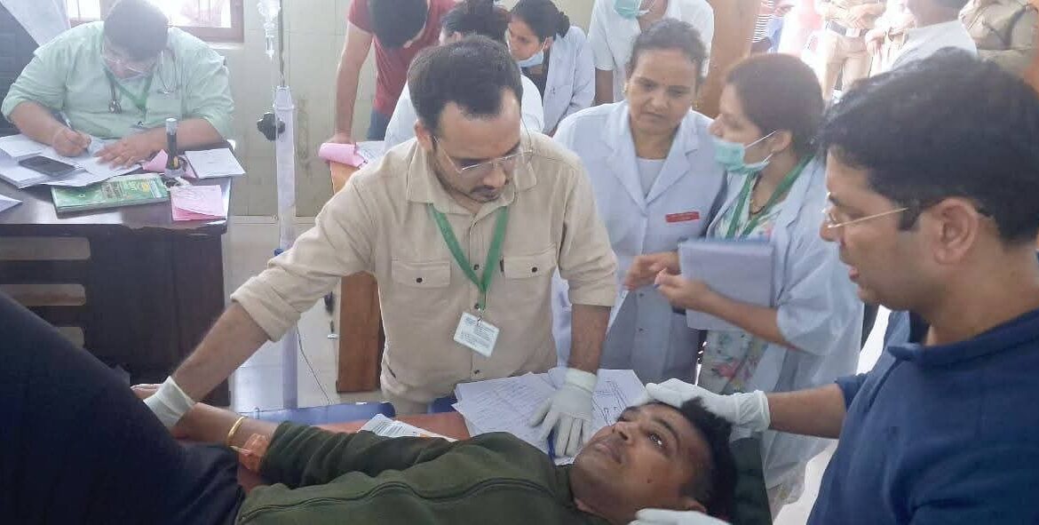 धराली में बादल फटने के बाद स्वास्थ्य विभाग की त्वरित प्रतिक्रिया, CM धामी के निर्देश पर व्यापक तैयारी-Newsnetra 5 fb img 17544986438688562263940061820175