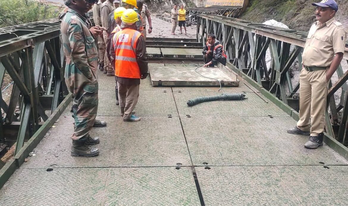 लिमचागाड़ में तीन दिन में बना बेली ब्रिज, गंगोत्री राजमार्ग पर यातायात बहाल-Newsnetra 5 fb img 17548475337173576959455202298581