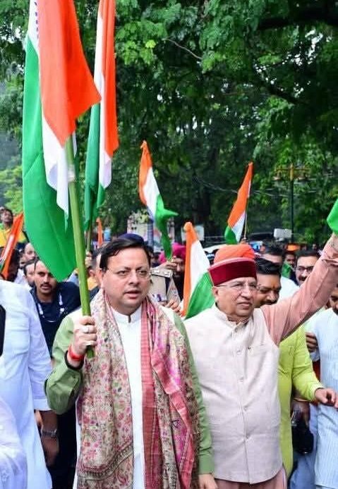 हर घर तिरंगा अभियान से गूंजा देहरादून, सीएम धामी बोले—अमृत काल में देशभक्ति का अद्भुत संदेश दे रही हैं तिरंगा यात्राएं-Newsnetra 4 fb img 1755102898099853489932274761723
