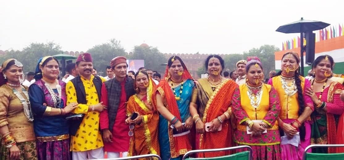 79वें स्वतंत्रता दिवस पर लाल किले में उत्तराखण्ड प्रवासियों की भव्य सहभागिता-Newsnetra 4 fb img 17552479269955119141648866042719