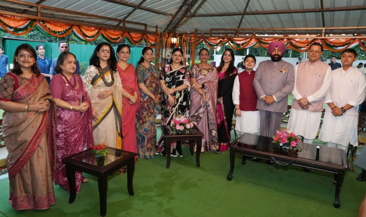 स्वतंत्रता दिवस पर राजभवन में स्वल्पाहार कार्यक्रम, राज्यपाल व मुख्यमंत्री ने दो पुस्तकों का किया विमोचन-Newsnetra 4 fb img 17552761765441739167787366359698