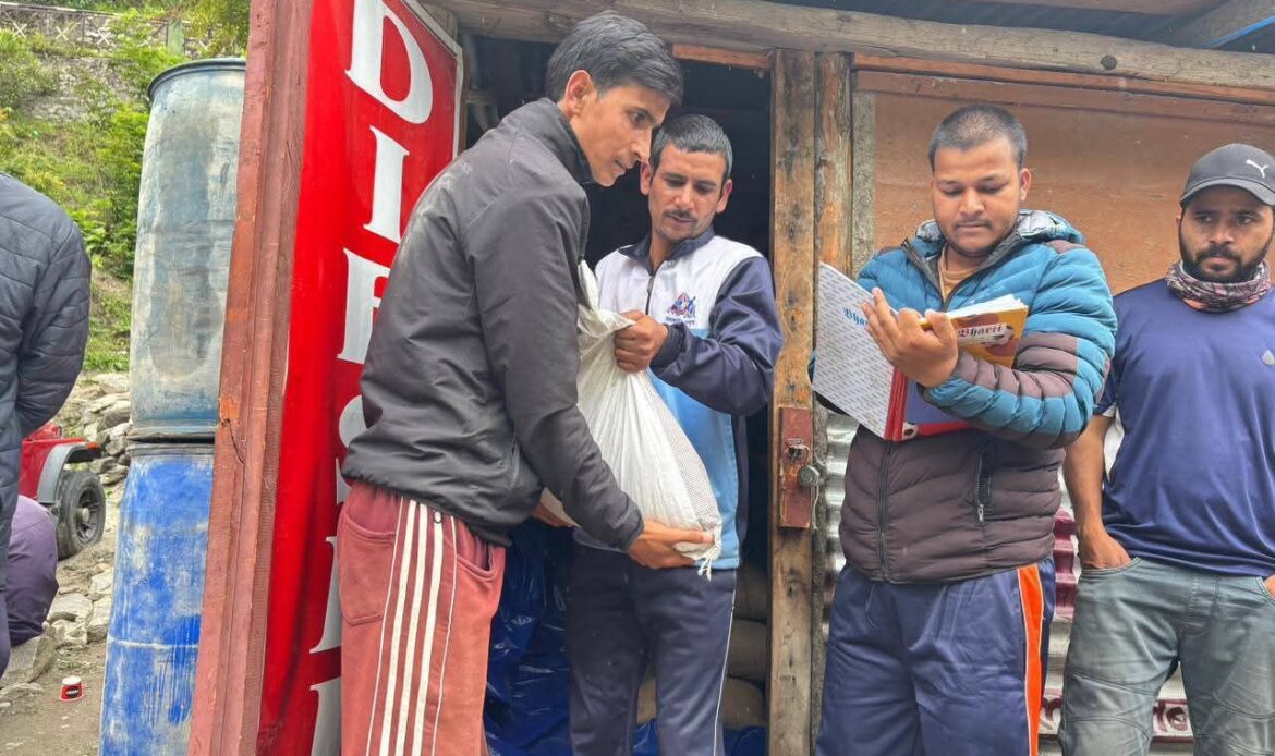 खराब मौसम भी नहीं रोक सका राहत कर्मियों का हौसला, उत्तरकाशी में उम्मीद लौटी-Newsnetra 6 fb img 17554436304056280173098250397272